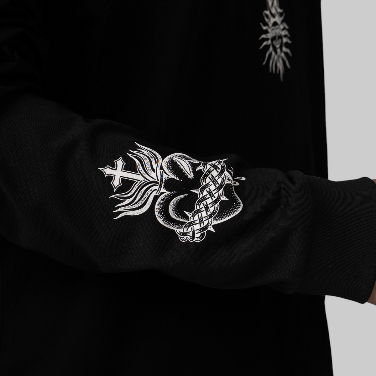 X Thom Hinton Celtic Cross Long Sleeve - Black