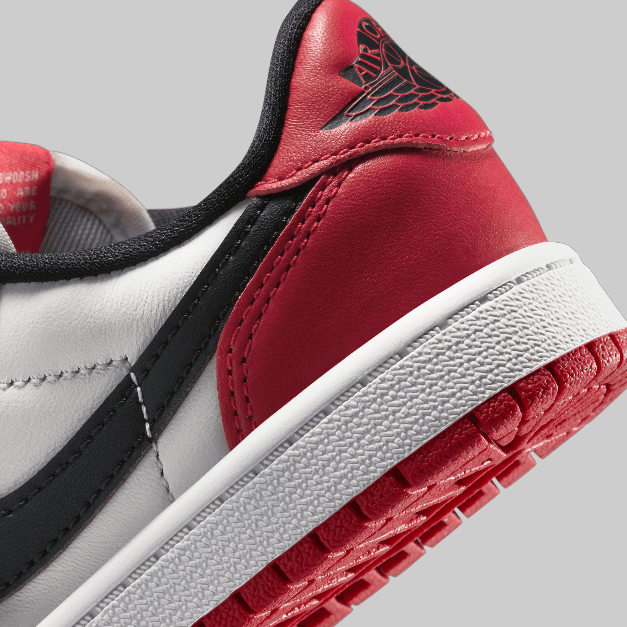 Air Jordan 1 Retro Low OG (Pre School) &quot;Chicago&quot;