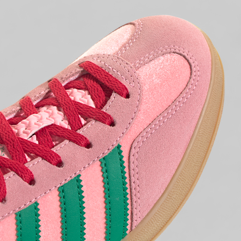 Women&#39;s Gazelle Indoor Velvet &#39;Glow Pink/Court Green&#39;