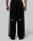 X Neighborhood Trackpant - Black