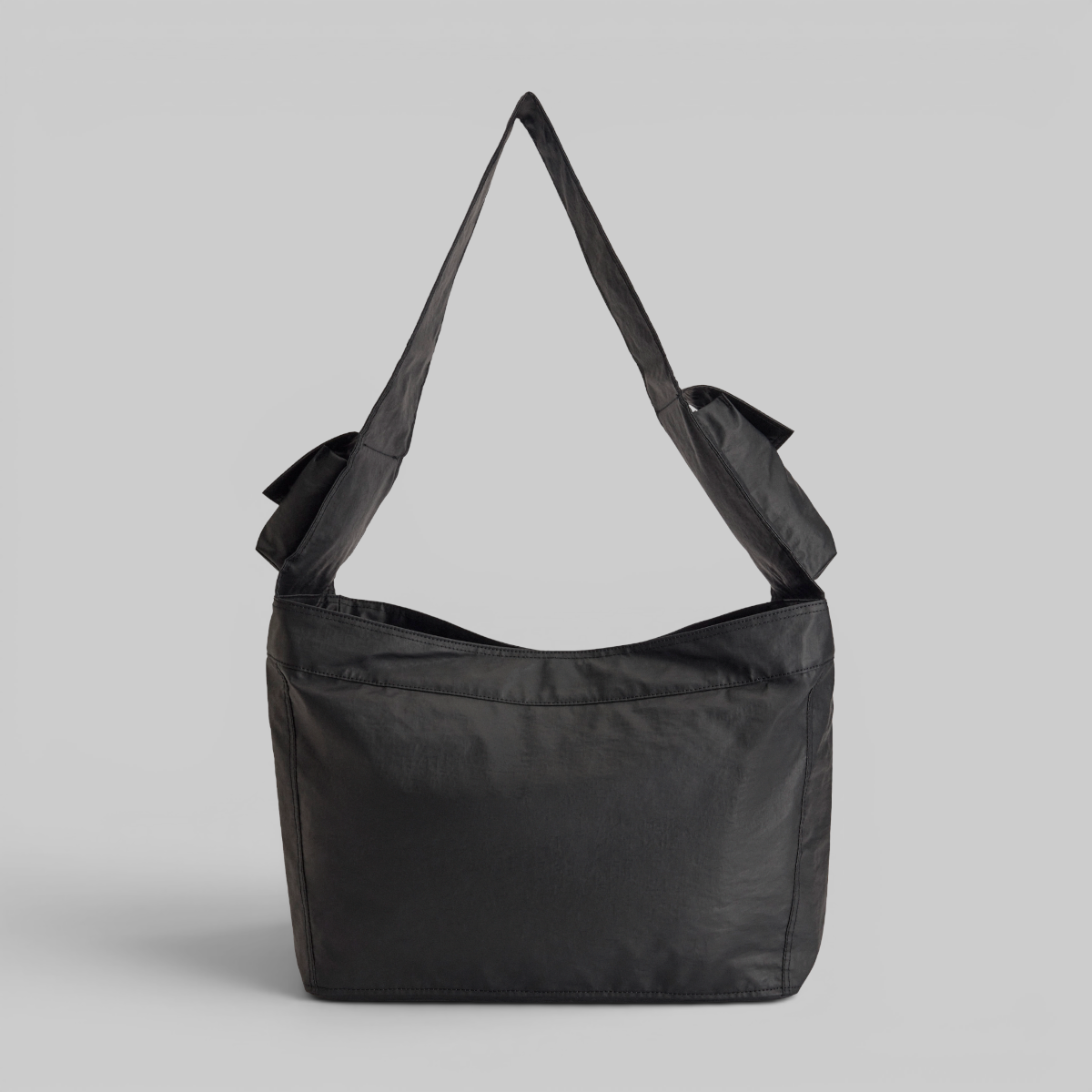 Newspaper Bag L - Black