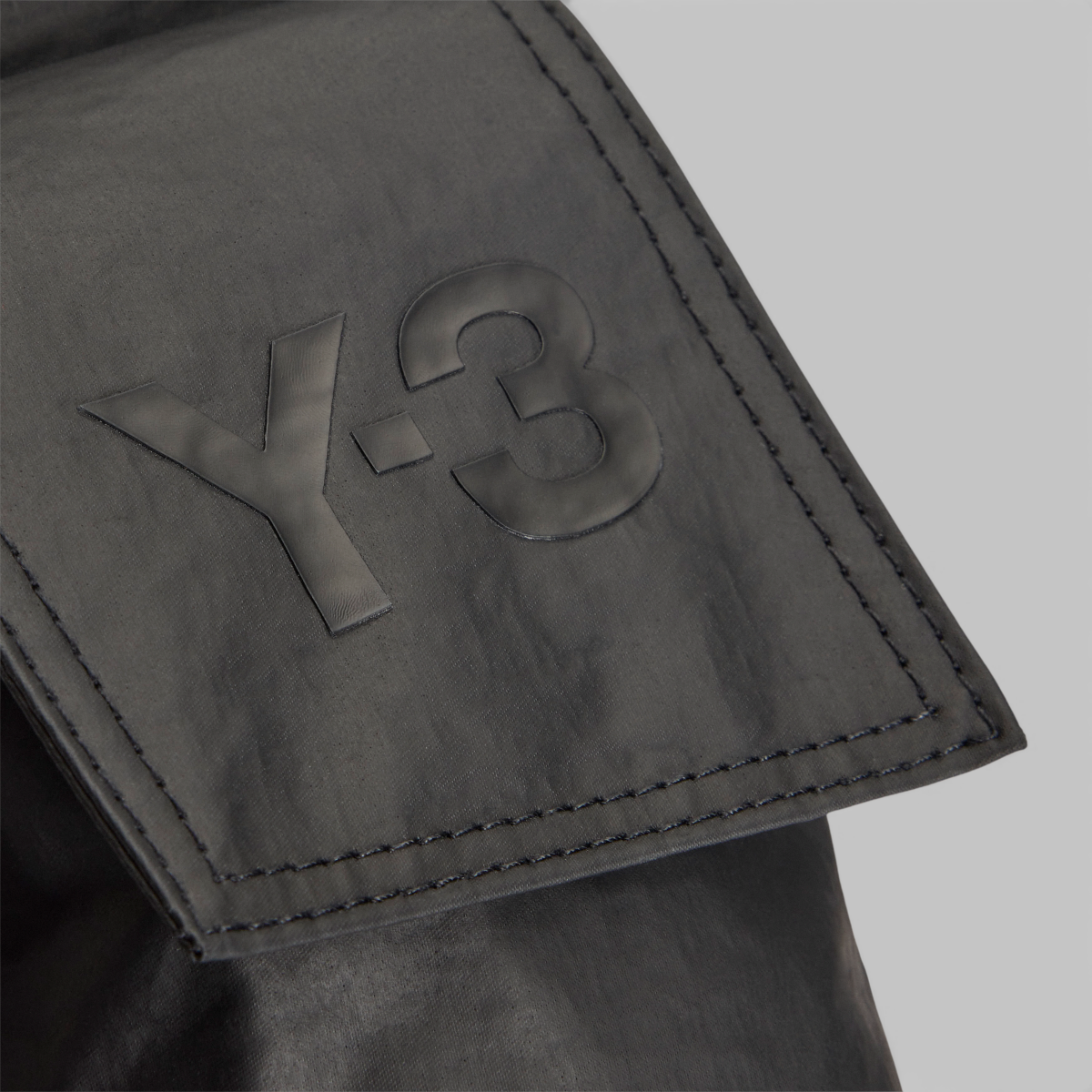 Newspaper Bag L - Black