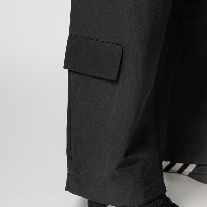 Cropped Straight Leg Pant - Black