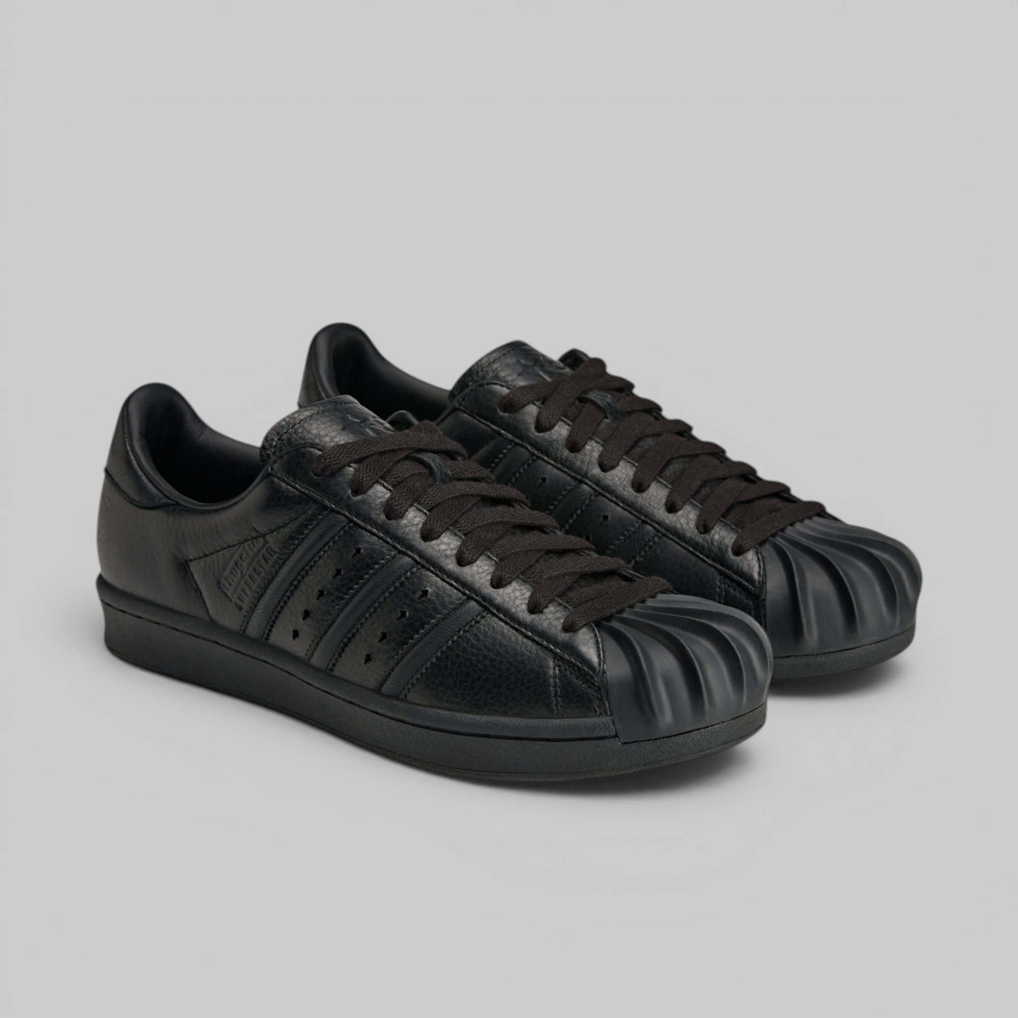 X Thug Club Superstar Vintage - Black