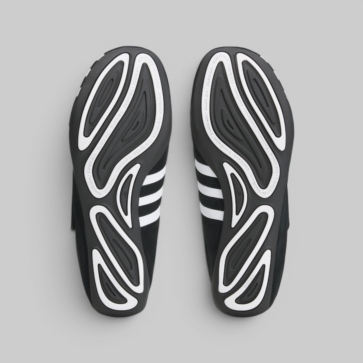 X Pharrell Williams Vario Flat Earther - Black/White