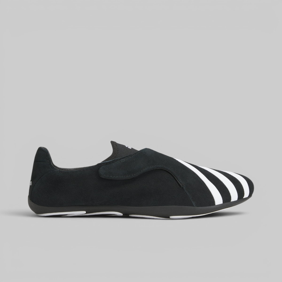 X Pharrell Williams Vario Flat Earther - Black/White