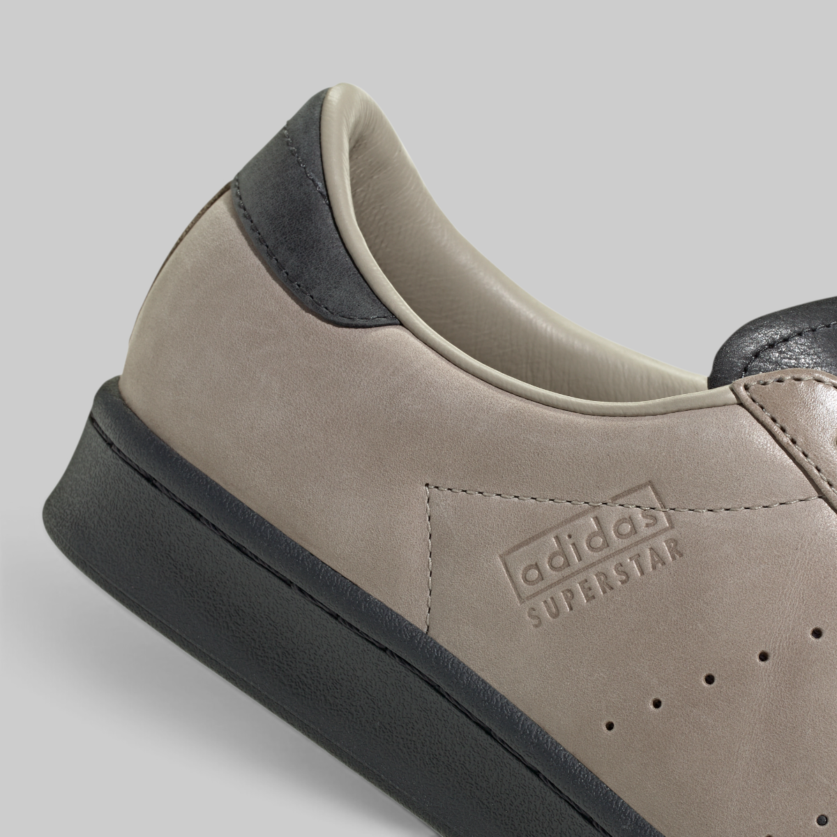 Superstar Vintage Short Shell - Wonder Beige