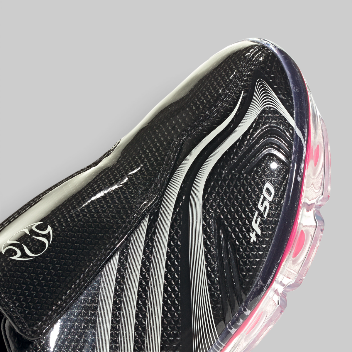 Ws F50 Adiframe - Black