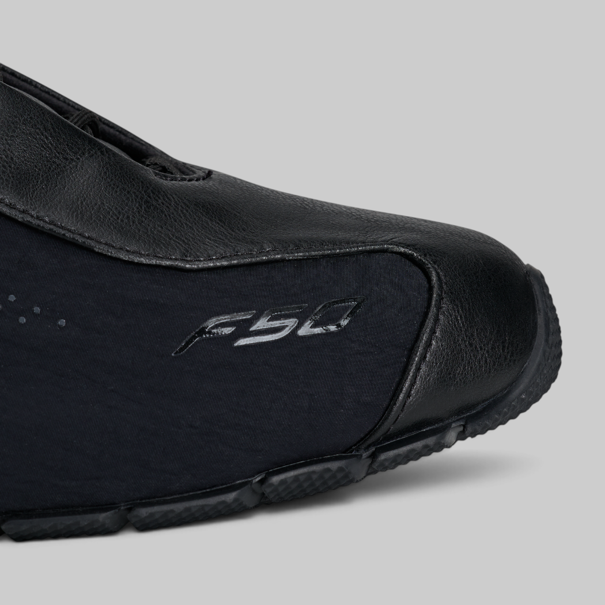 X Arte F50 CN - Black