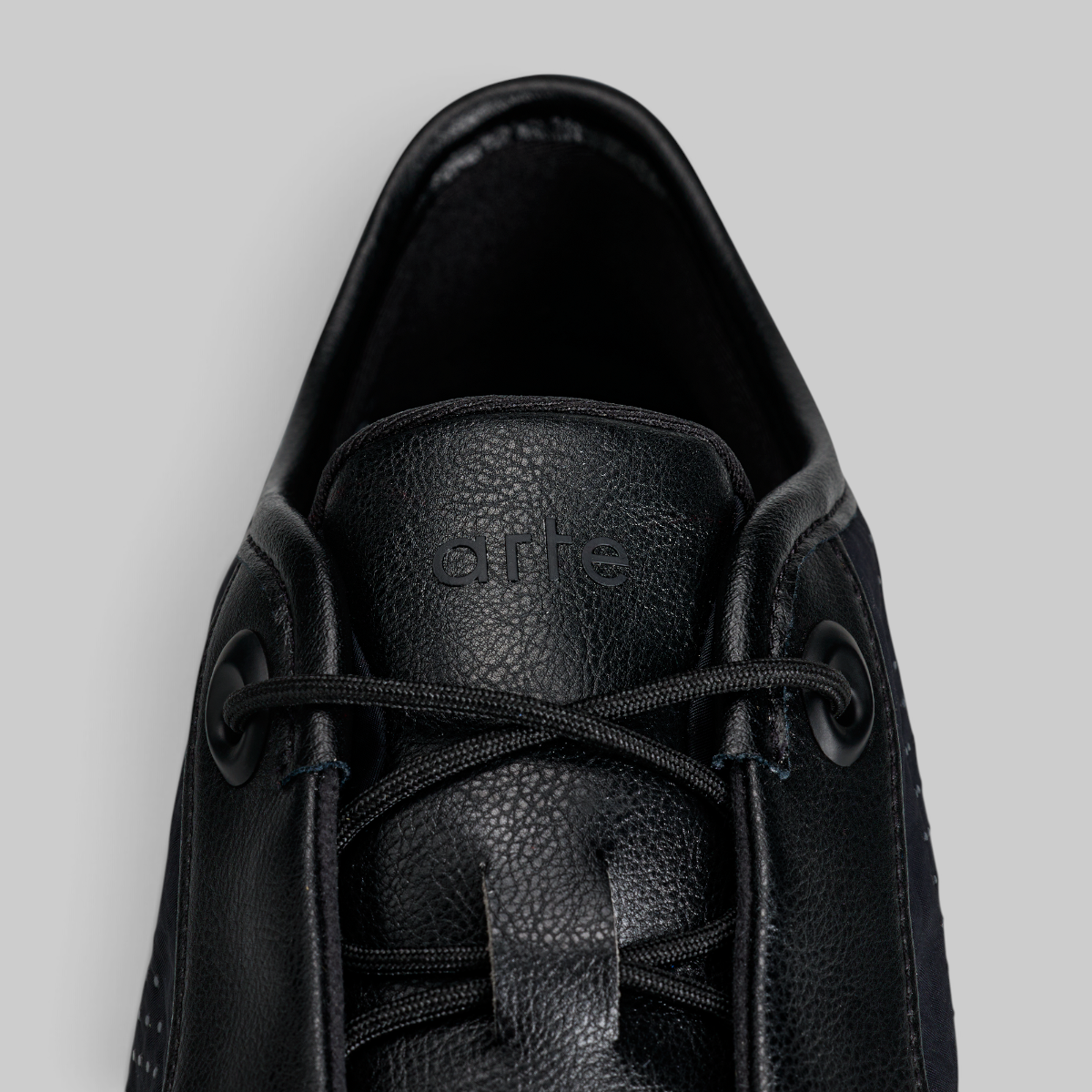 X Arte F50 CN - Black