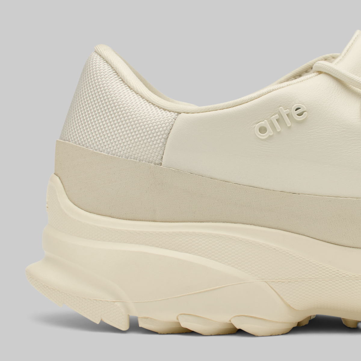 X Arte GSG9 - Off White