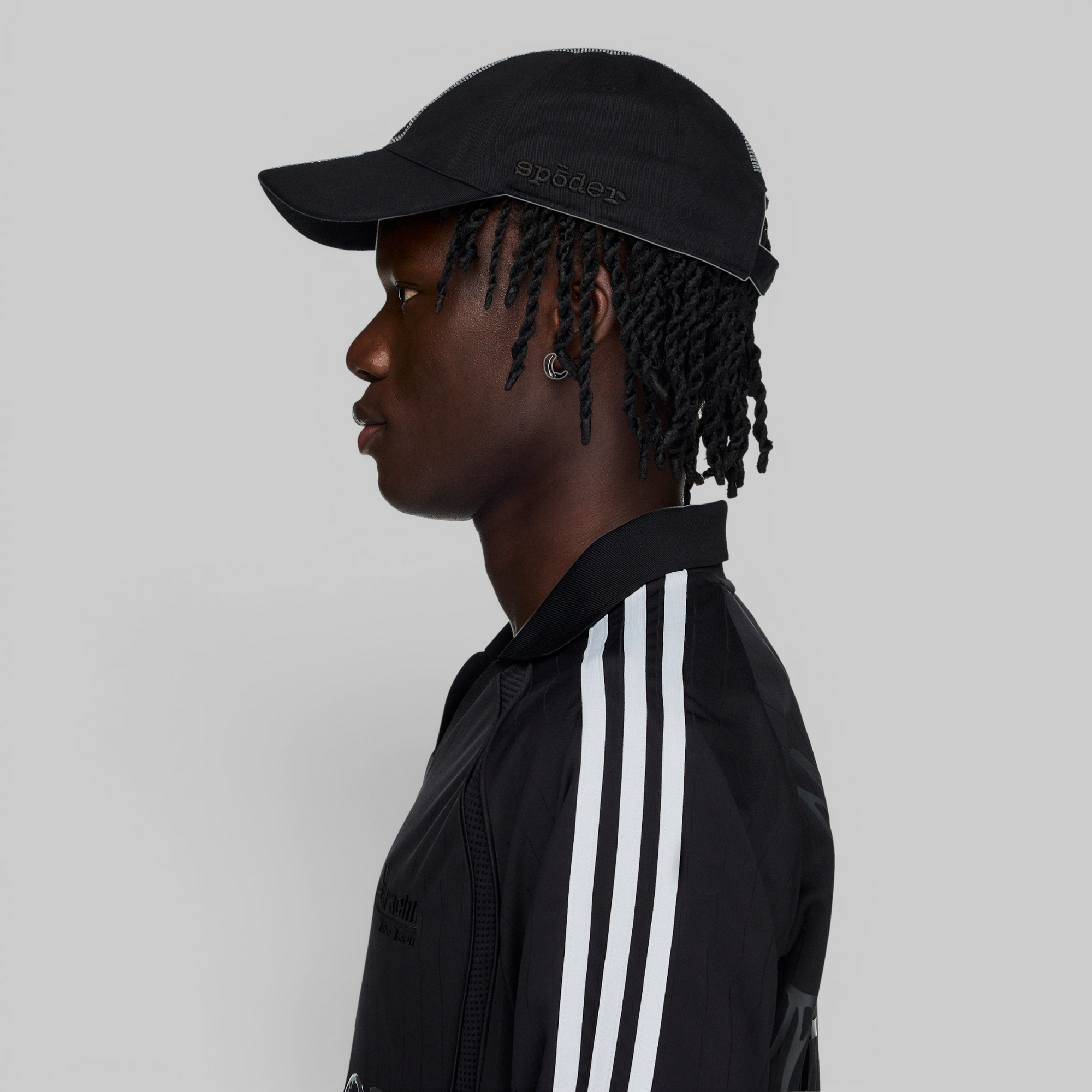 X SP5DER Cap - Black