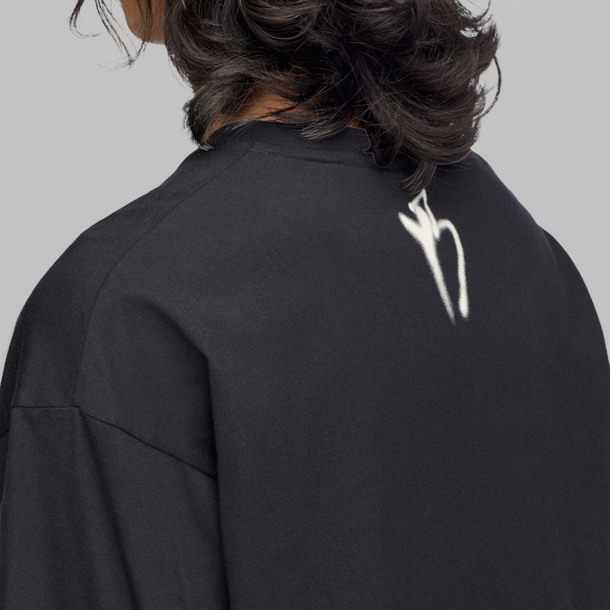 X CHITO Graphic T-Shirt - Black