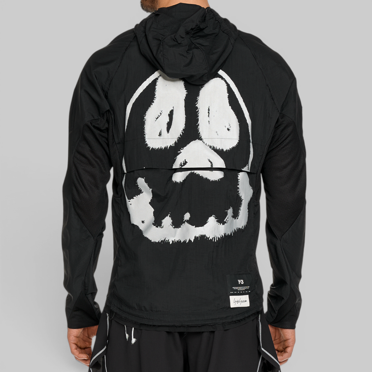 X CHITO Graphic Running Jacket - Black