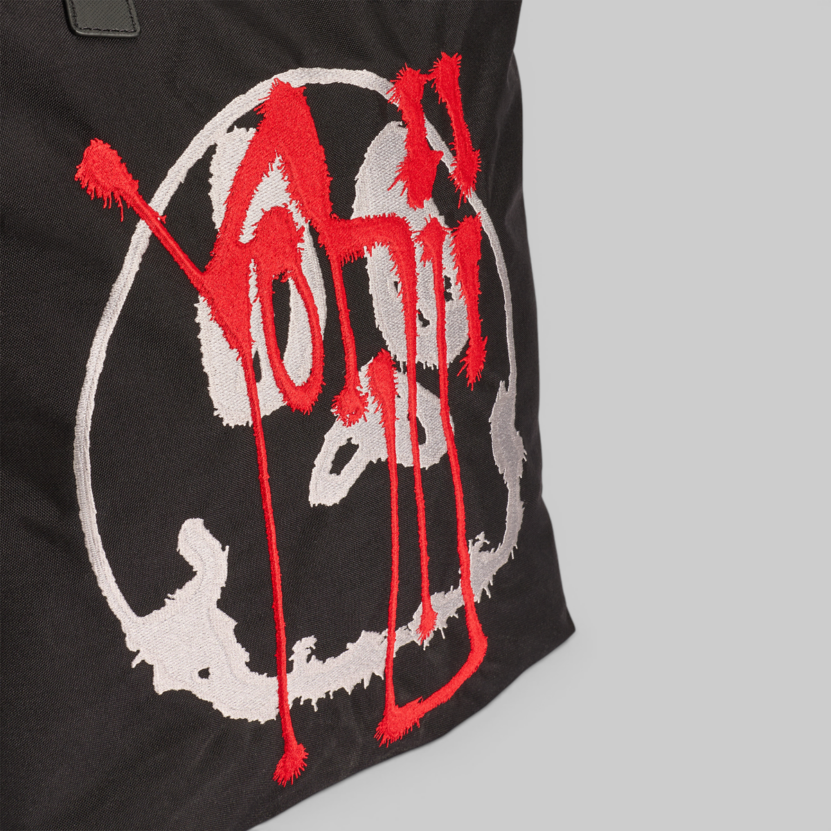 X CHITO Graphic Tote - Black