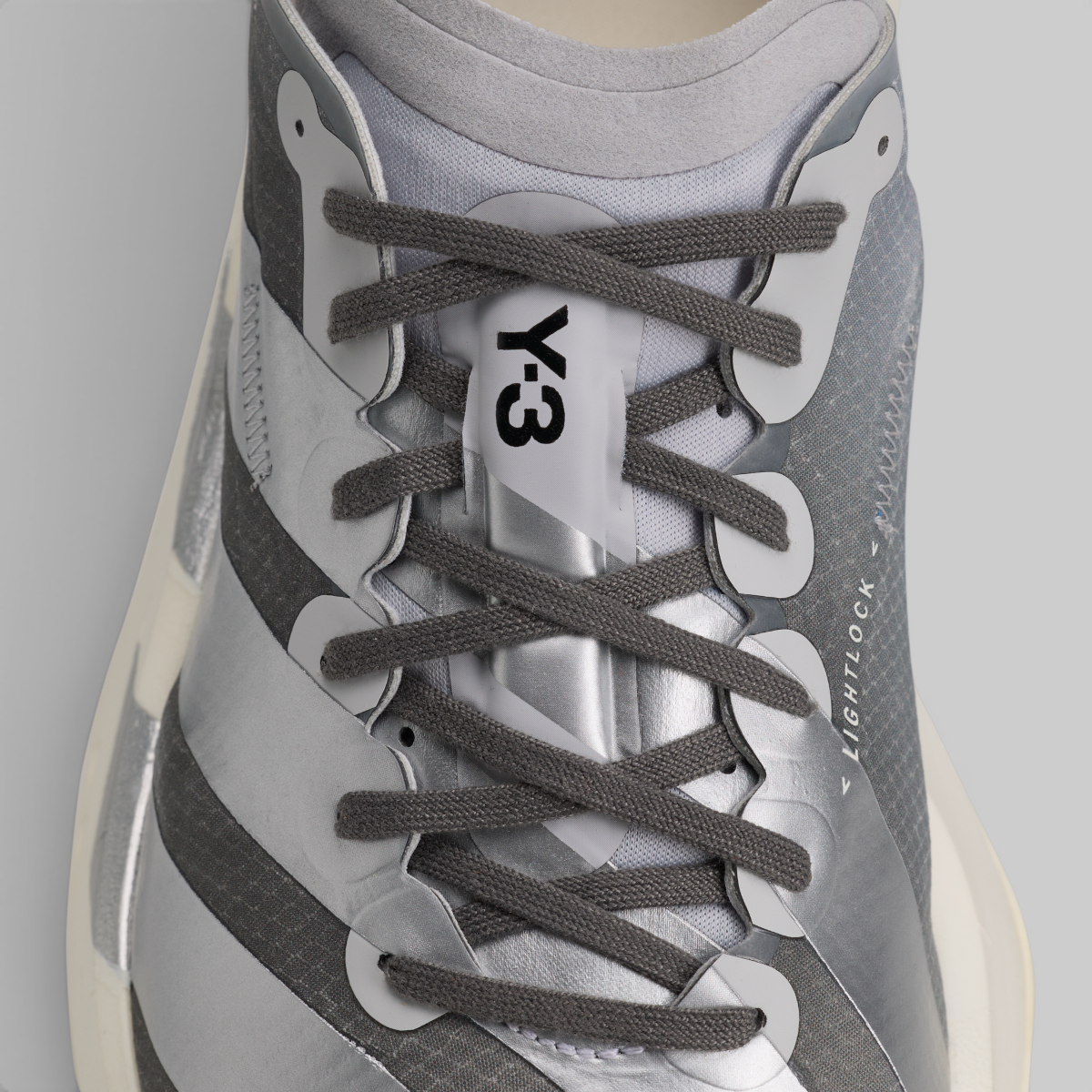 Adios Pro 4 - Chalk White/Grey