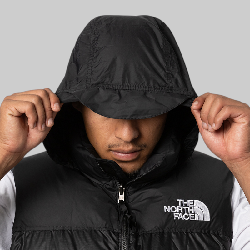 1996 Retro Nuptse Vest - Black
