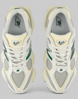 U9060v1 - Sea Salt/Marsh Green