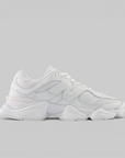 9060v1 - Triple White