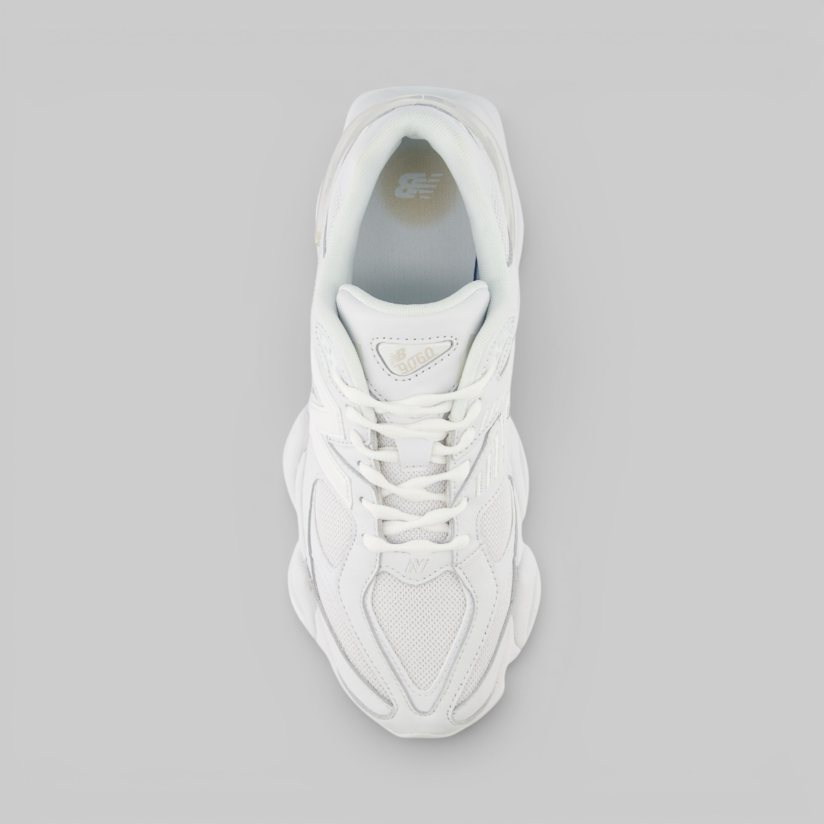 9060v1 - Triple White
