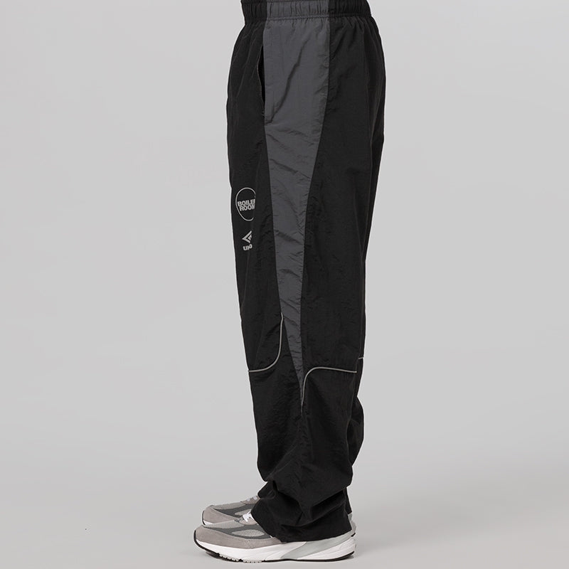 X Umbro Shell Track Pant - Black