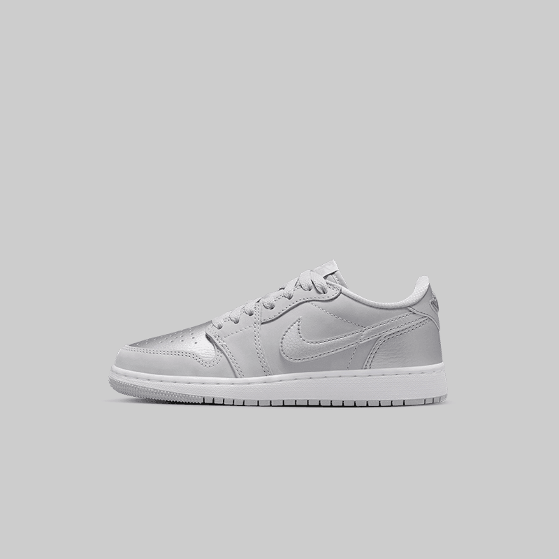 Air Jordan 1 Retro Low OG &quot;Metallic Silver&quot; (Grade School) - LOADED