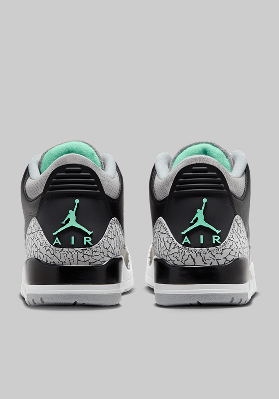 Air Jordan 3 Retro "Green Glow" - LOADED