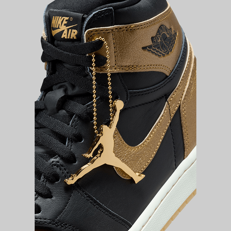 Air Jordan 1 Retro High OG &quot;Metallic Gold&quot;