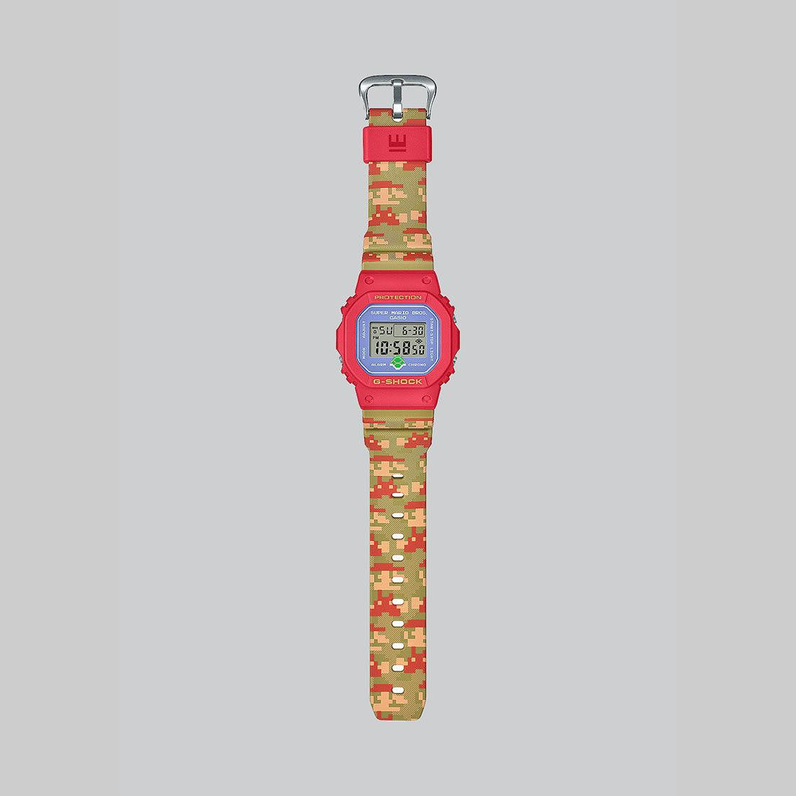 DW5600SMB-4D x Super Mario Brothers - LOADED