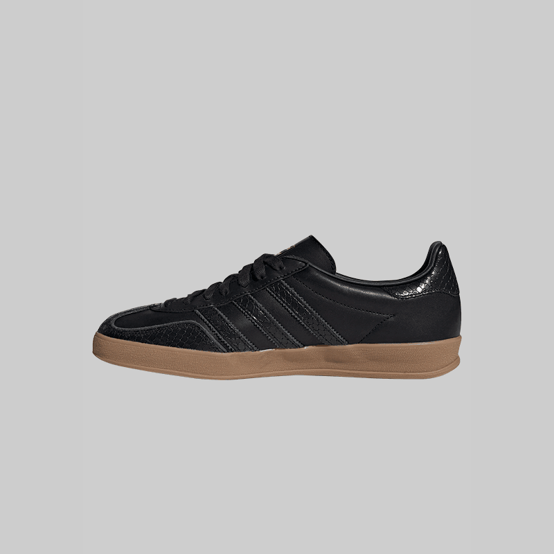 Gazelle Indoor - Black/Gum - LOADED