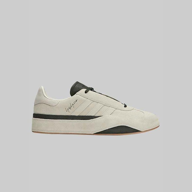 Gazelle - Cream White