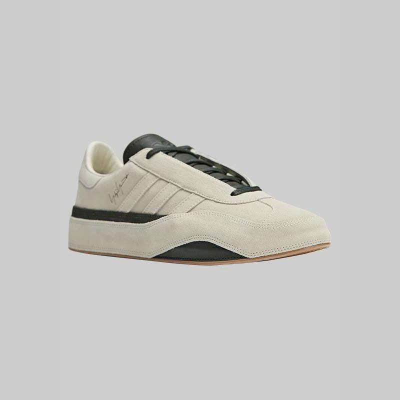 Gazelle - Cream White