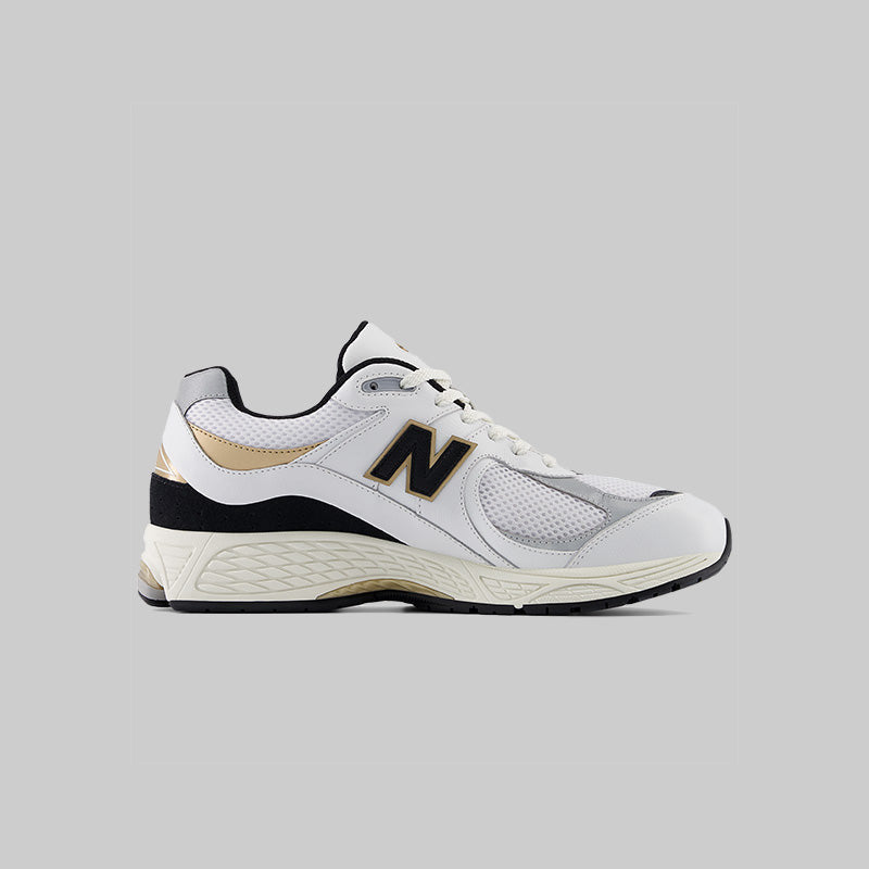 2002Rv1 - White/Black/Gold Metallic