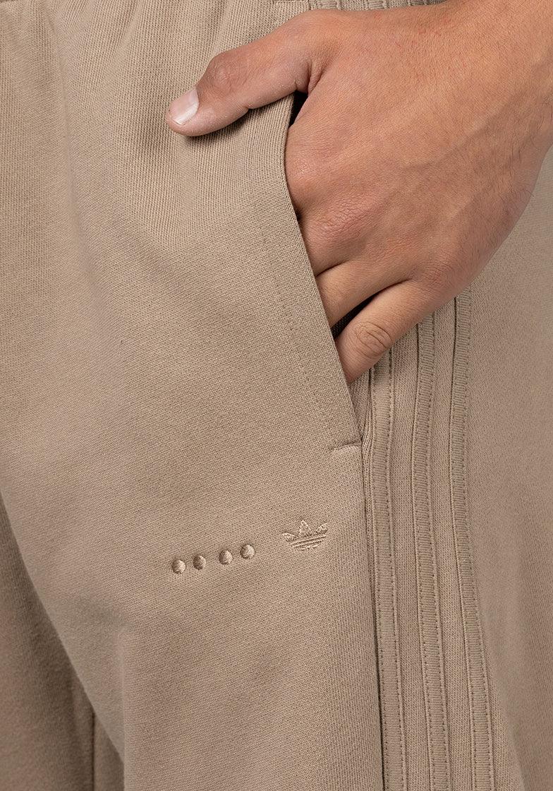 Reveal Essential Joggers - Chalky Brown - LOADED