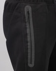 Tech Fleece Jogger - Black - LOADED