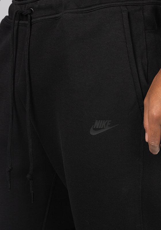 Tech Fleece Jogger - Black - LOADED