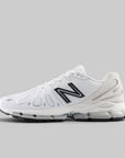 1890 - White/Silver Metallic