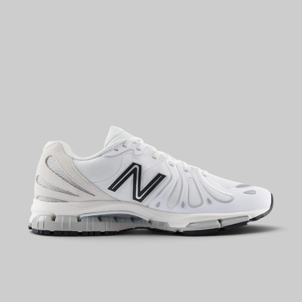 1890 - White/Silver Metallic