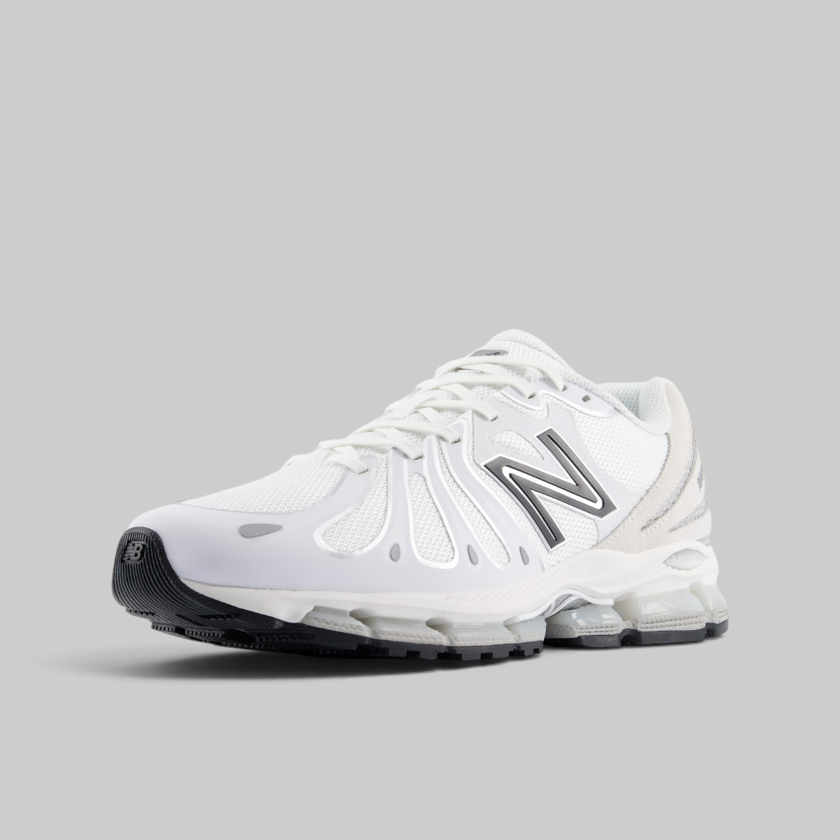 1890 - White/Silver Metallic