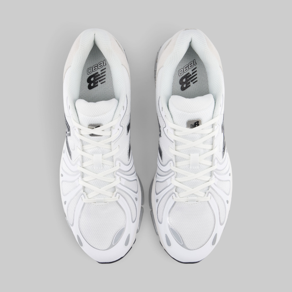 1890 - White/Silver Metallic