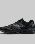 1890 - Black/Silver