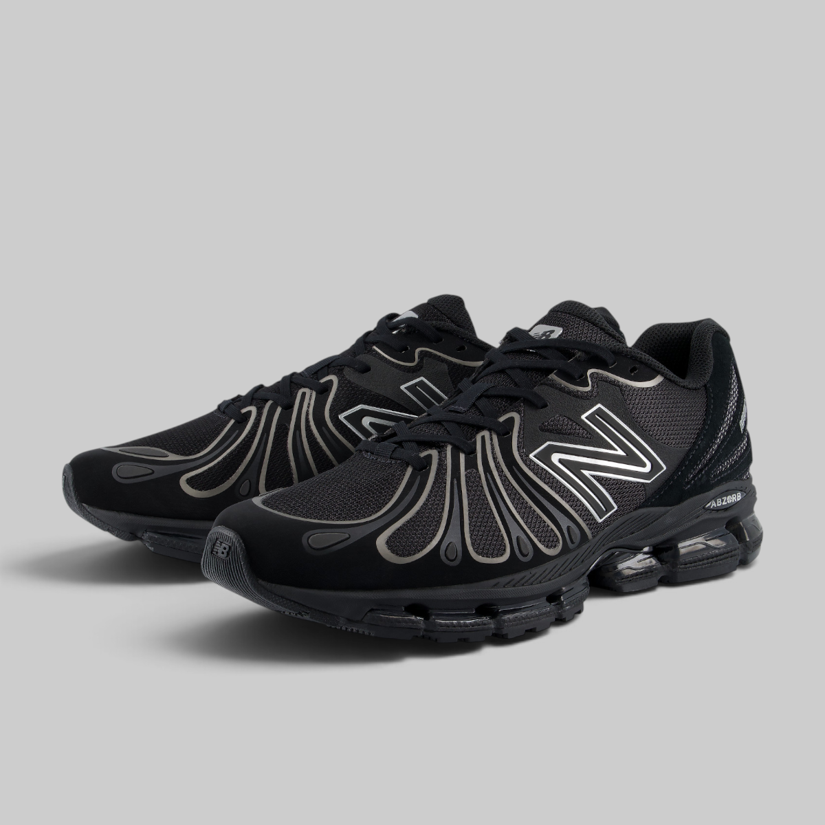 1890 - Black/Silver