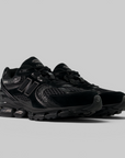 1954R - Triple Black