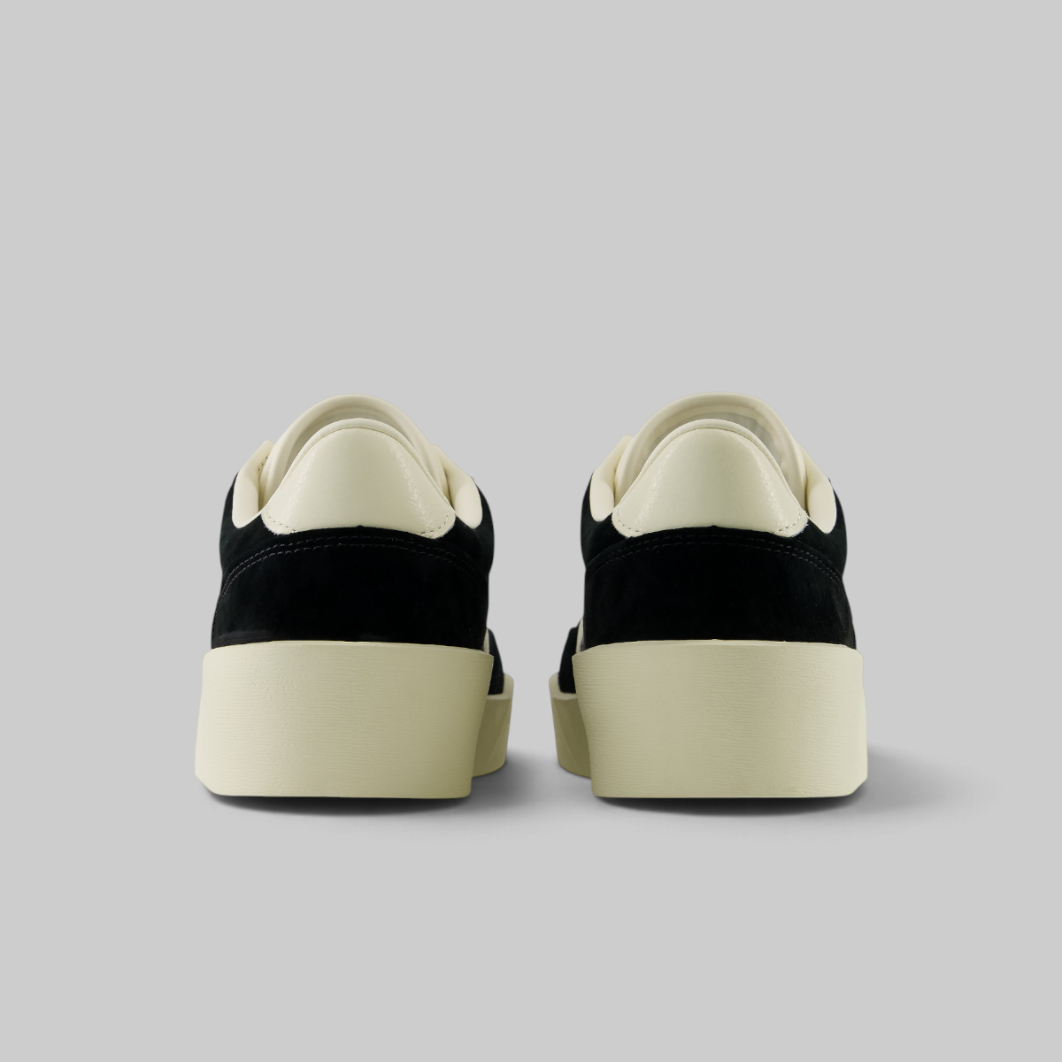 750 - Black/Angora