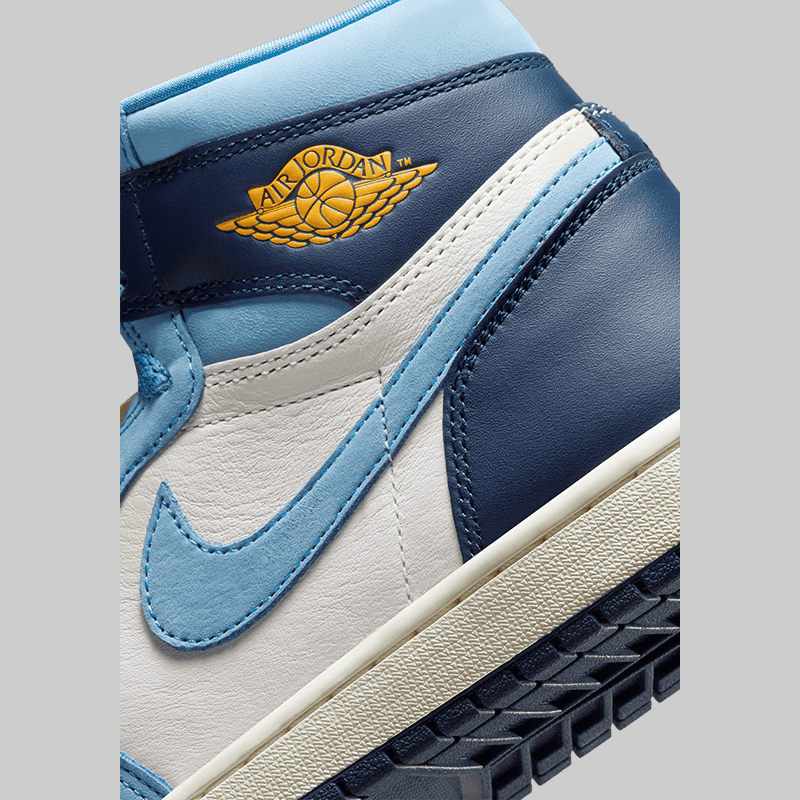 W's Air Jordan 1 Retro Hi OG "First In Flight" - LOADED