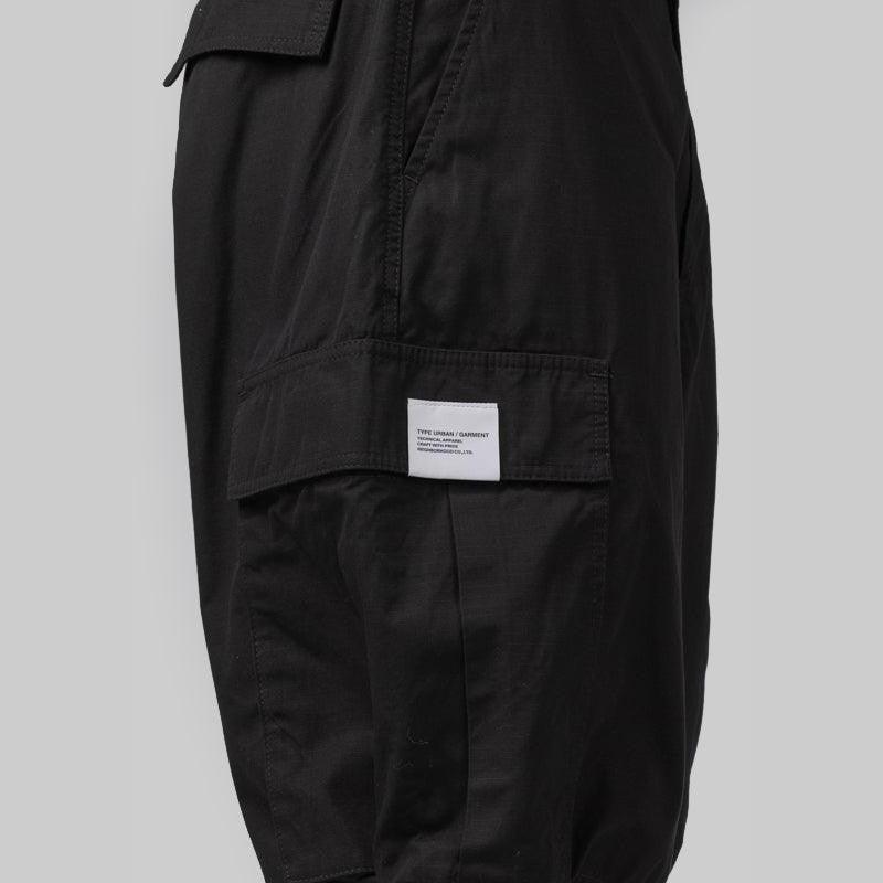 Wide Cargo Short - Black - LOADED