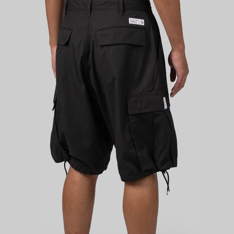 Wide Cargo Short - Black - LOADED