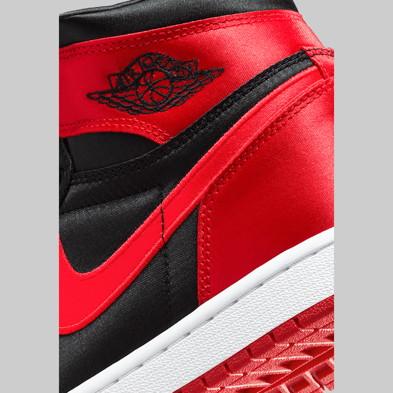 Women&#39;s Air Jordan 1 Retro Hi OG &quot;Satin Bred&quot; - LOADED